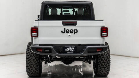 2025 Jeep Gladiator
