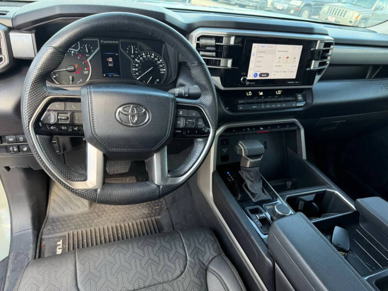 2024 Toyota Tundra SR5