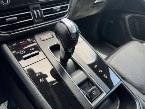 2022 Porsche Macan