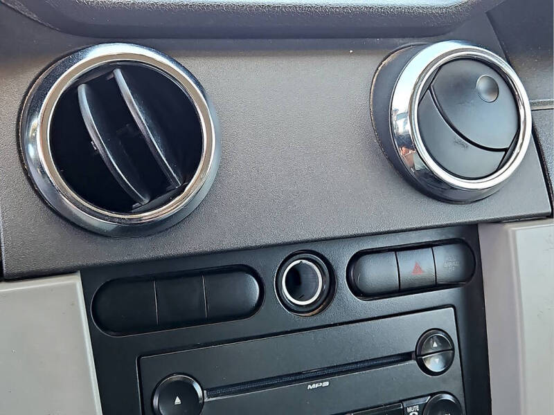 2007 Ford Mustang V6 Premium