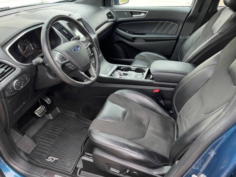 2019 Ford Edge ST
