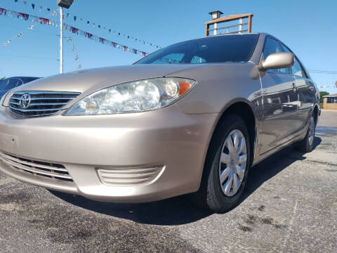 2005 Toyota Camry for sale at Eastern Motors in Altus OK