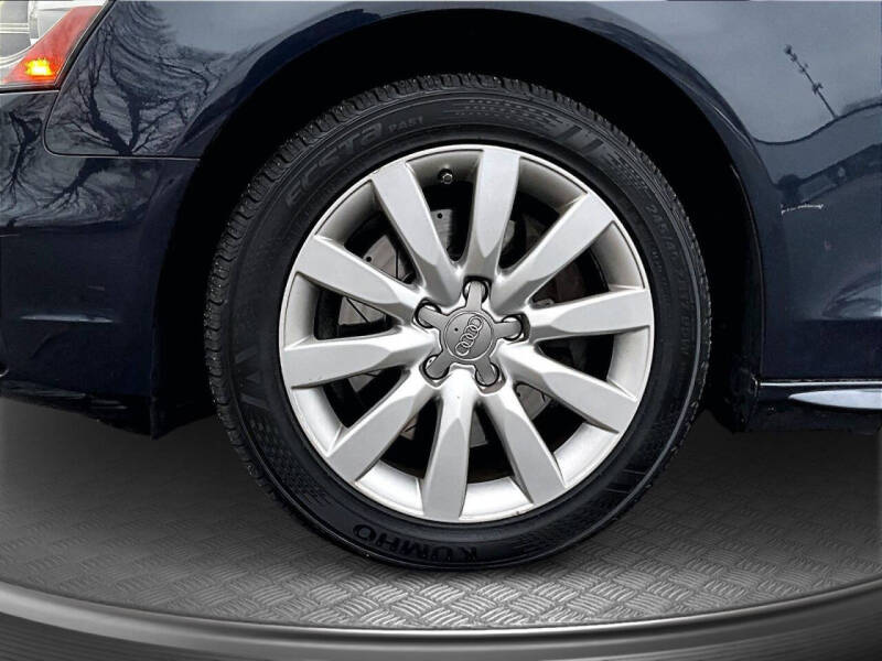 2015 Audi A4 2.0T quattro Premium