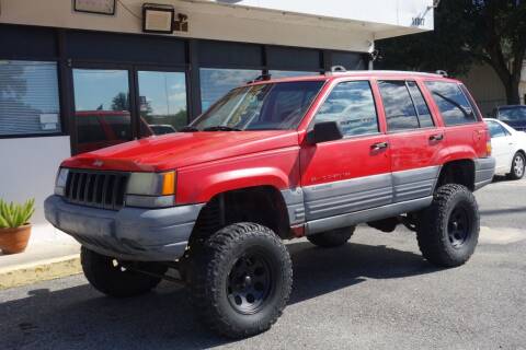 1997 Jeep Grand Cherokee for sale at Dealmaker Auto Sales in Jacksonville FL