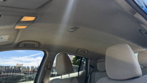 2011 Nissan LEAF SL