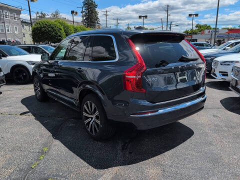 2024 Volvo XC90 B5 Core Bright Theme