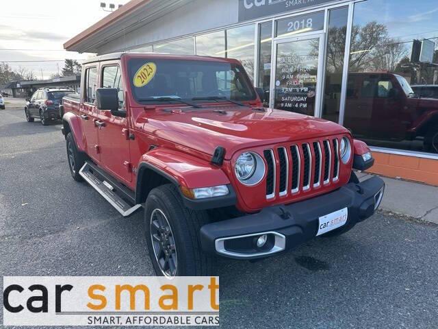 2023 Jeep Gladiator Overland's photo