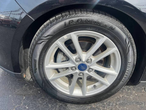 2016 Ford Focus SE