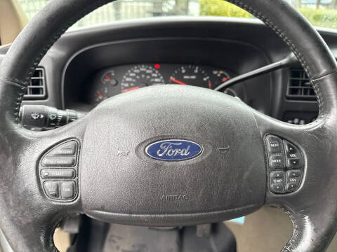 2005 Ford Excursion Eddie Bauer