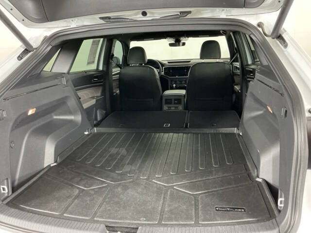 2022 Volkswagen Atlas Cross Sport V6 SEL Premium R-Line 4Motion