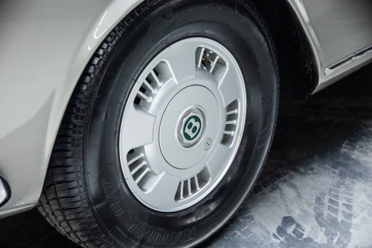 1967 Bentley T1 Saloon 71