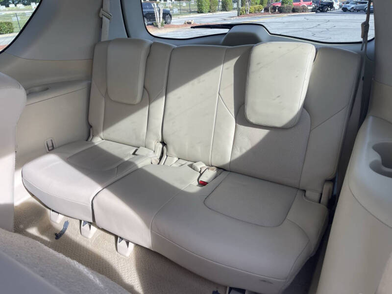 2014 Infiniti QX80