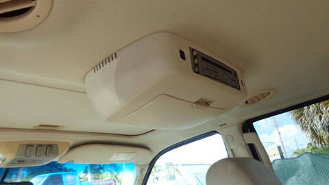 2005 Lincoln Navigator Luxury