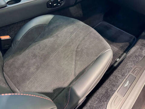 2025 Aston Martin Vantage