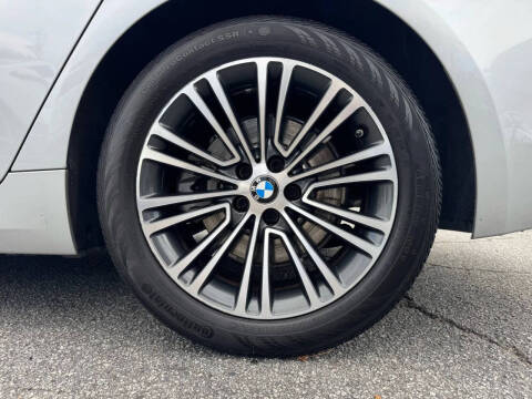 2019 BMW 5 Series 530i