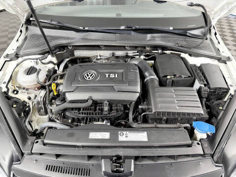 2017 Volkswagen Golf GTI S
