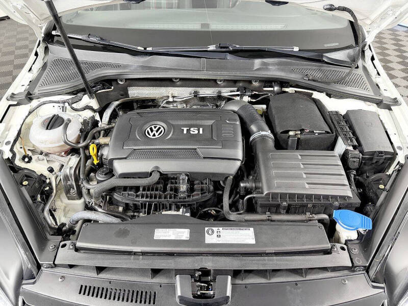 2017 Volkswagen Golf GTI S