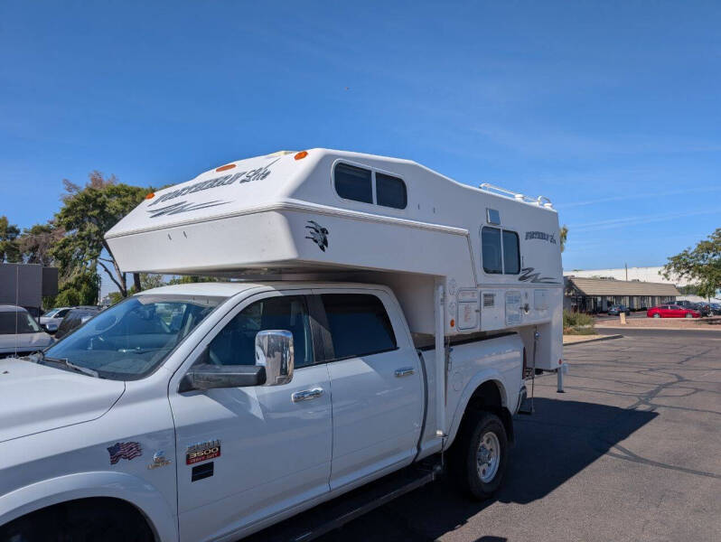 2011 Northern Lite M-8.5 Q-LITE
