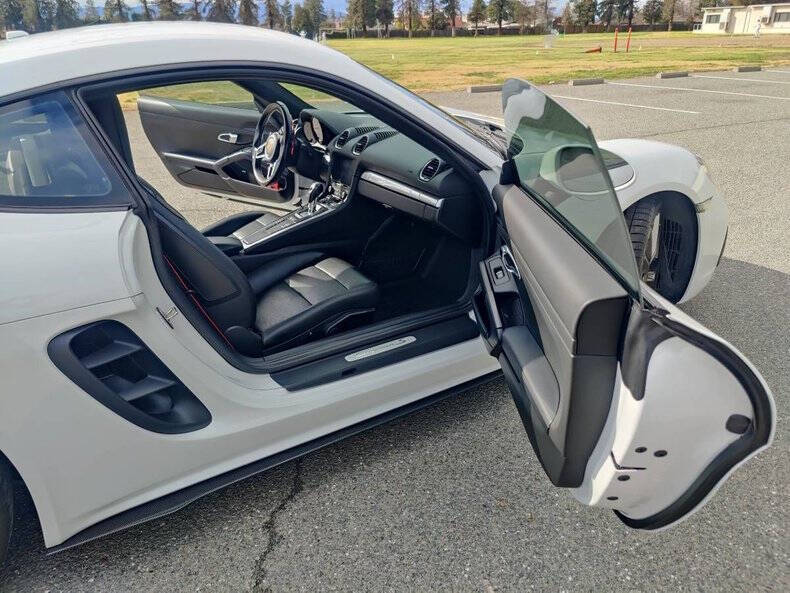 2018 Porsche 718 Boxster