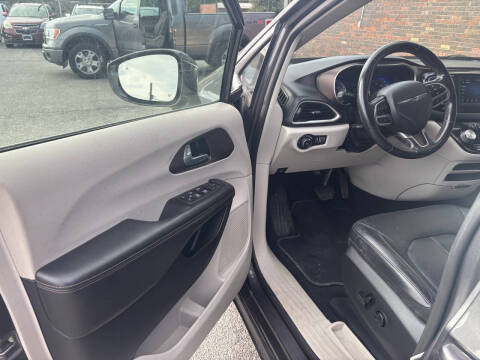 2019 Chrysler Pacifica Touring L