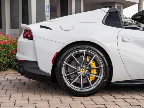 2021 Ferrari 812 GTS