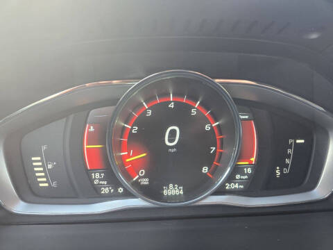 2016 Volvo V60 Cross Country T5