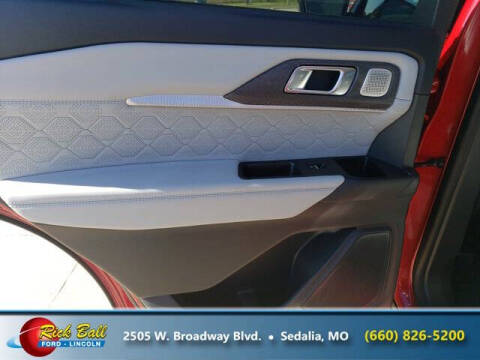 2025 Ford Explorer Platinum