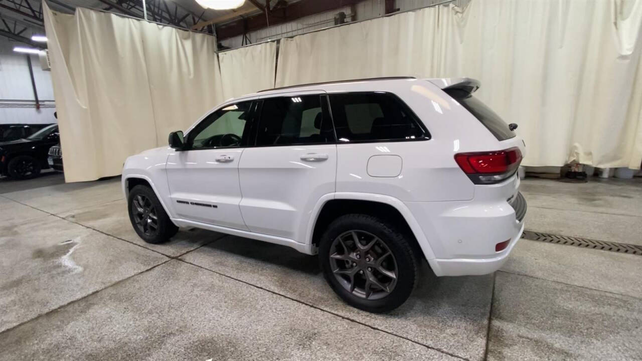 2021 Jeep Grand Cherokee for sale at Victoria Auto Sales in Victoria, MN