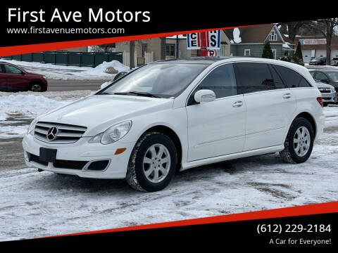 2007 Mercedes-Benz R-Class for sale at First Ave Motors in Shakopee MN