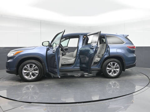 2016 Toyota Highlander LE Plus