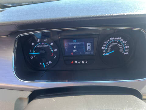 2017 Ford Taurus SEL