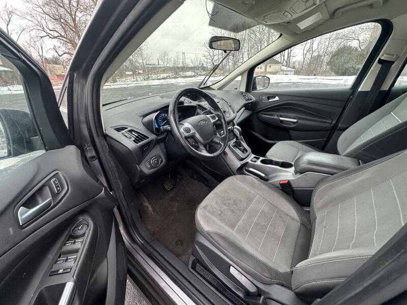 2014 Ford C-MAX Hybrid SE