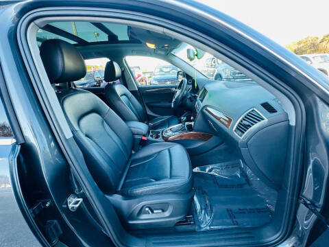 2017 Audi Q5 2.0T quattro Premium Plus