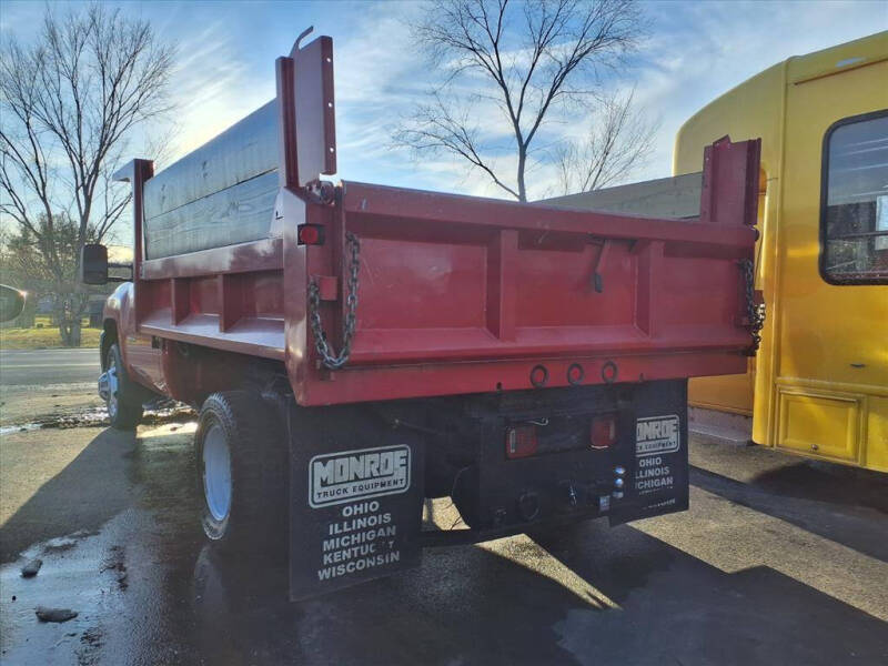 2011 Chevrolet Silverado 3500HD CC