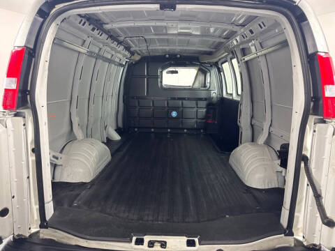 2020 Chevrolet Express 2500