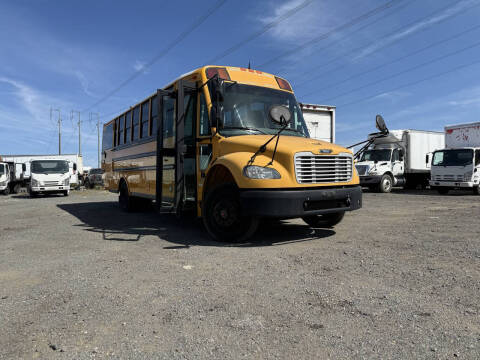 2014 Freightliner B2 Chassis