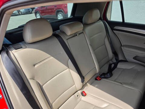 2016 Volkswagen Golf TSI SE