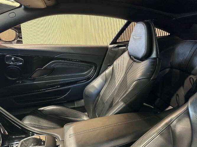 2017 Aston Martin DB11