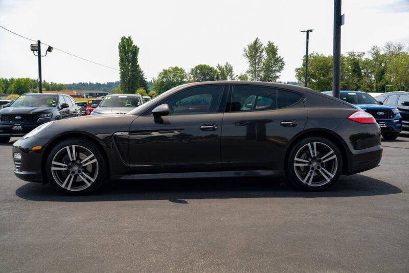 2013 Porsche Panamera 4