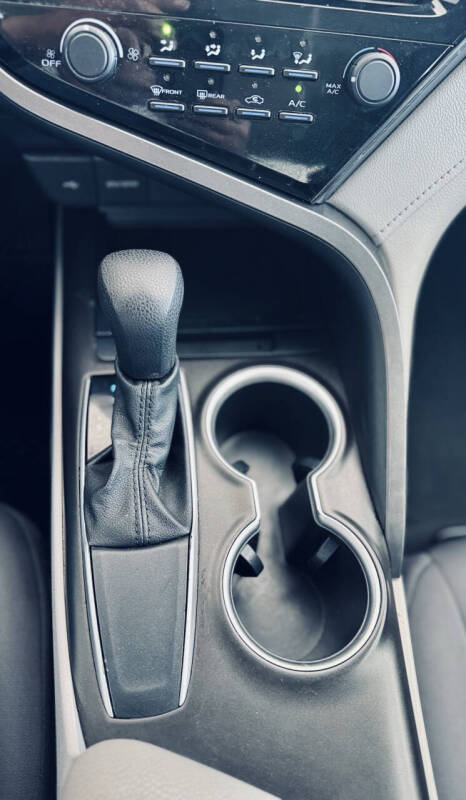 2021 Toyota Camry LE
