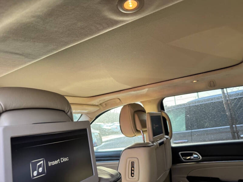 2020 Jeep Grand Cherokee Summit