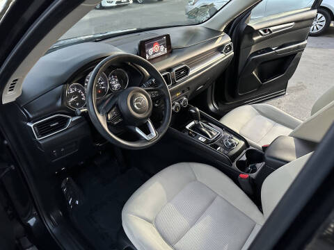 2017 Mazda CX-5 Sport