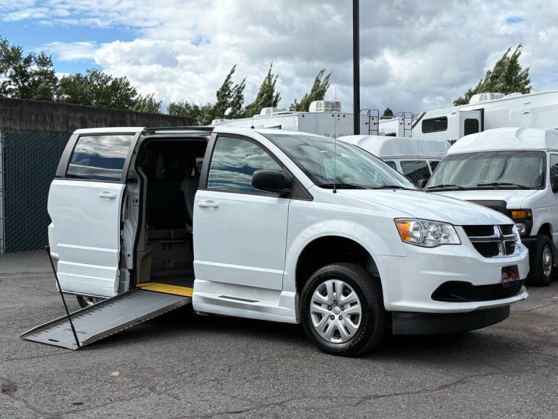 2018 Dodge Grand Caravan SE Plus