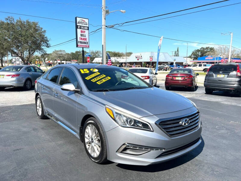 2015 Hyundai Sonata for sale at AUTOFAIR LLC in West Melbourne FL