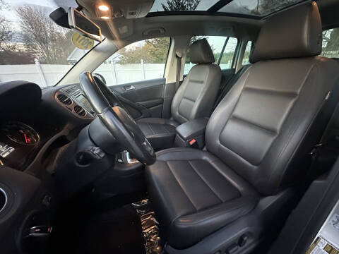 2017 Volkswagen Tiguan 2.0T Wolfsburg Edition 4Motion