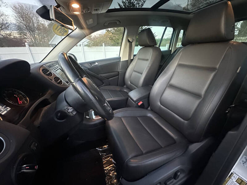 2017 Volkswagen Tiguan 2.0T Wolfsburg Edition 4Motion