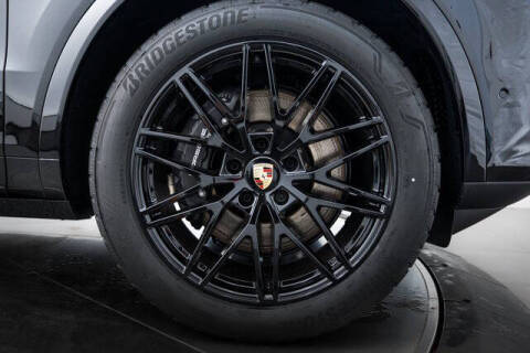 2025 Porsche Cayenne Coupe