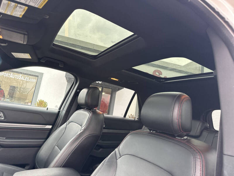 2016 Ford Explorer Sport