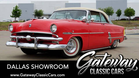 1953 Ford Crestline