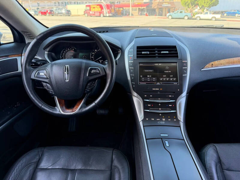 2014 Lincoln MKZ